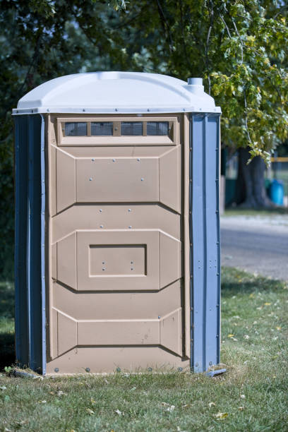 Best Luxury portable toilet rental  in Warrenvle, IL